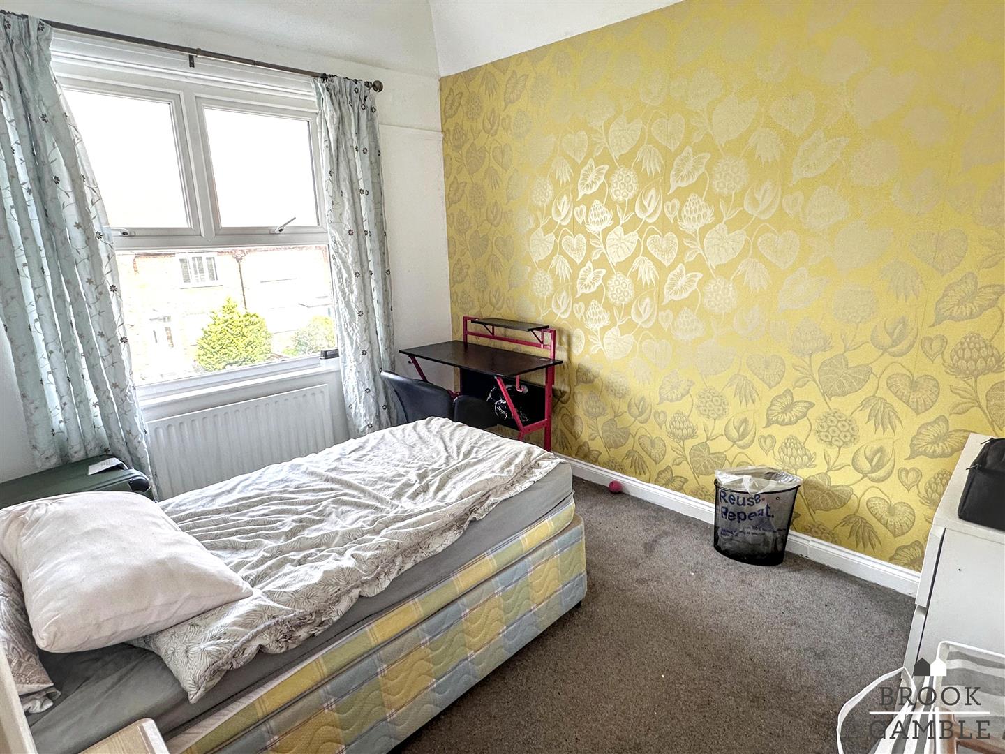 4 Bedroom House. Upwick Road in Eastbourne, East Sussex 23